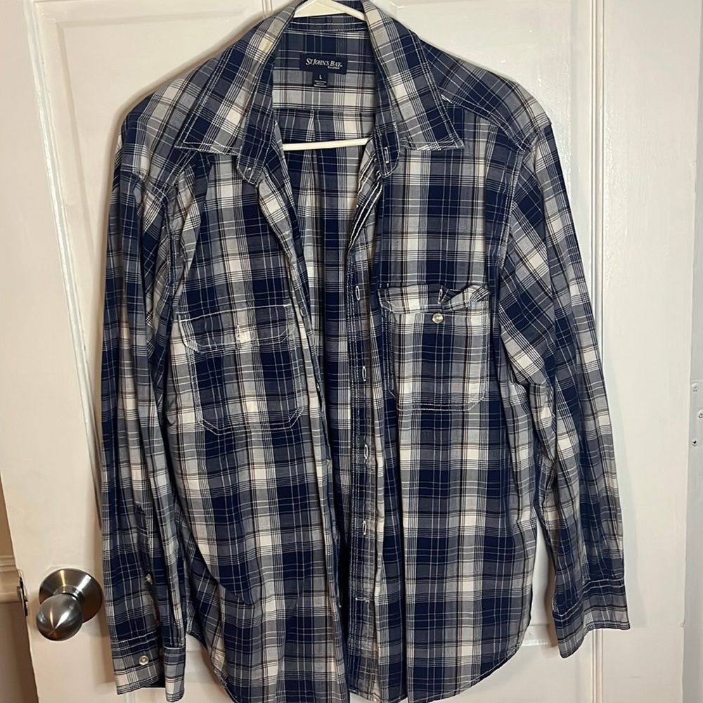 Nice and clean dress shirt